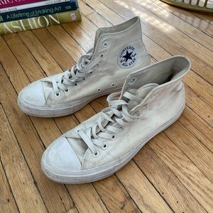 White converse